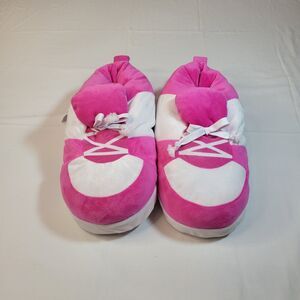 Happy Feet Size S/M Sneaker House Slipper Womens Pink Plush Fluffy Comfort Comfy